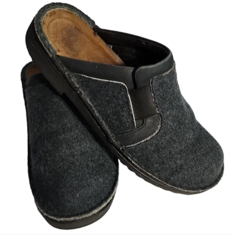 Naot Gray Wool Felt Leather Mule Clogs Slip On 38